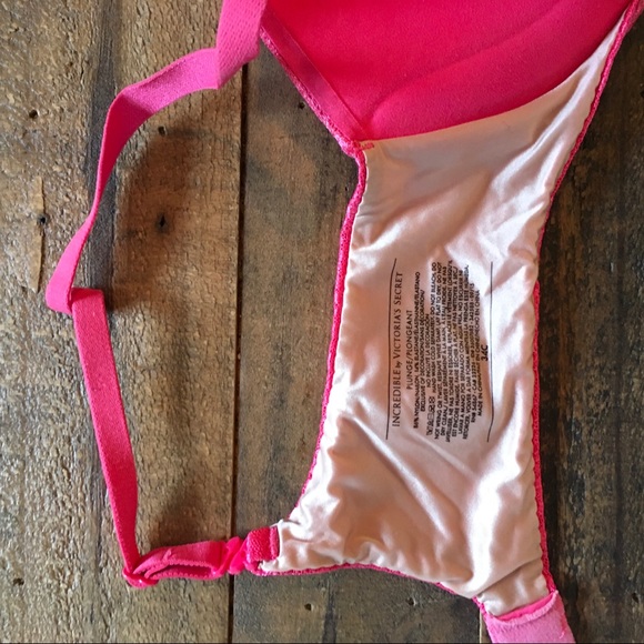 Victoria’s Secret Bra - Picture 3 of 3